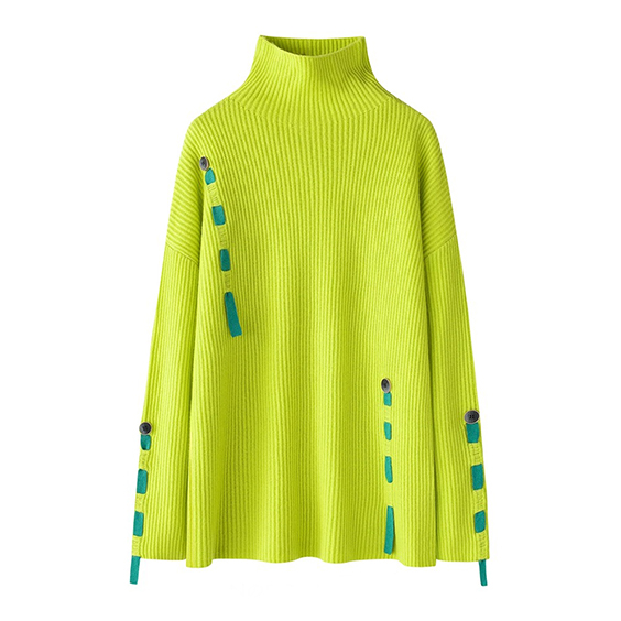 White chunky turtleneck cashmere sweater women