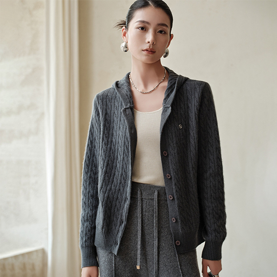 Women's Cozy Cable Knit cashmere Cardigan with hooded