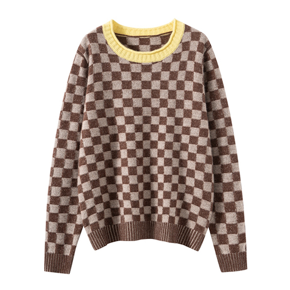 Women's crew neck checkered knit pullover sweater