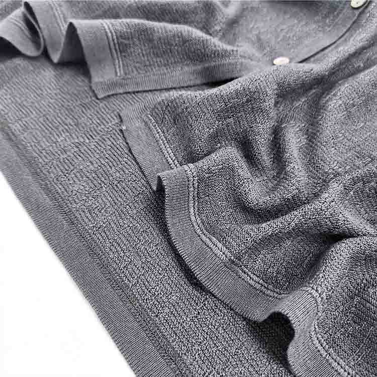 Women 100% Wool V Neck Simple Style Cardigan 4