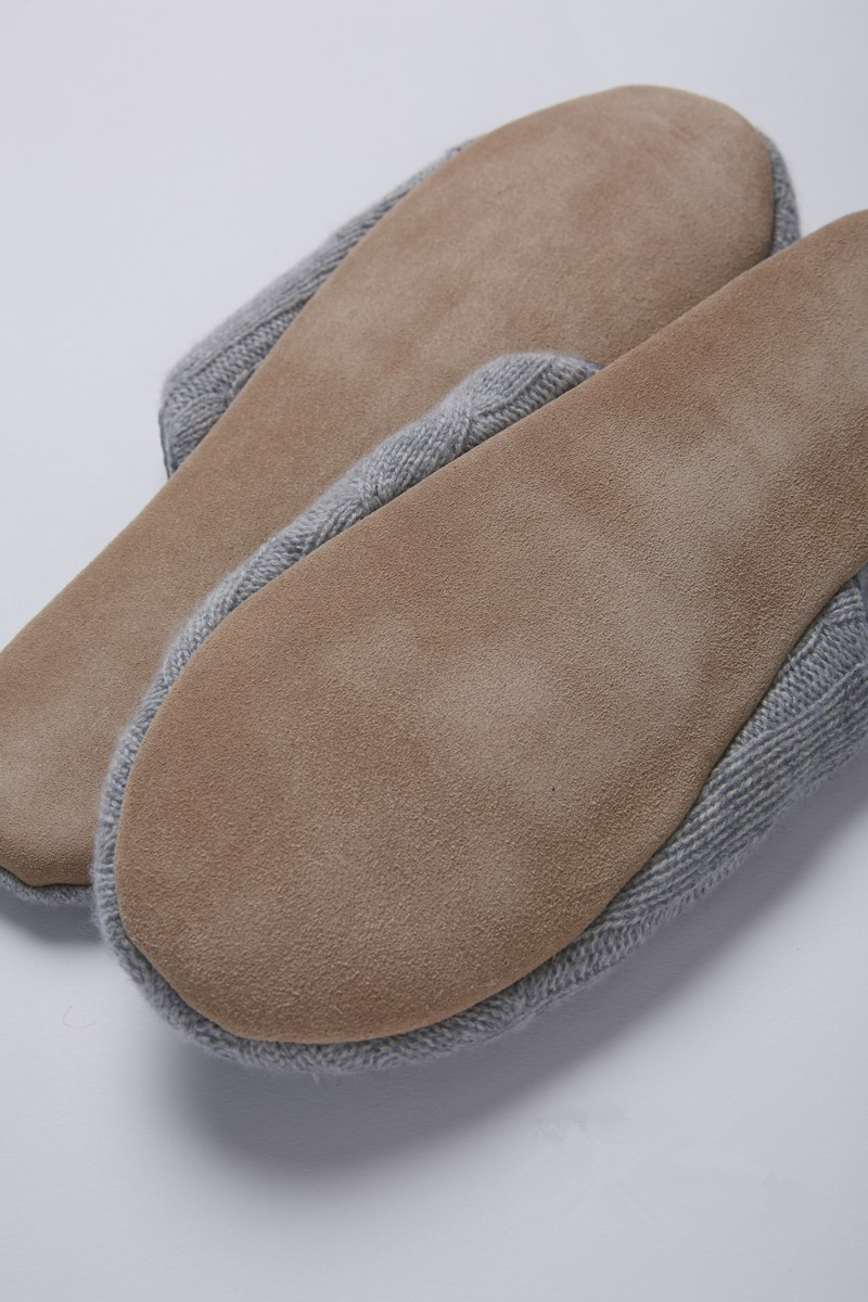Cable Knitted Cashmere Slippers
