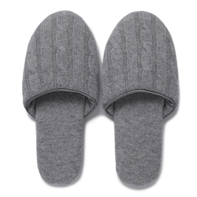 Cable Knitted Cashmere Slippers