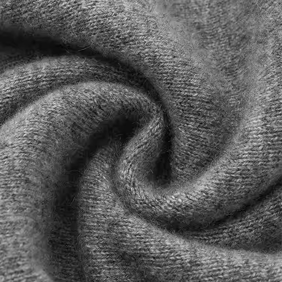Mulierum Lightweight C cashmere irregularis knit sweater