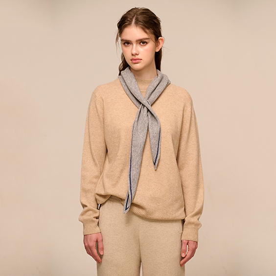 cashmere knit triangle neck scarf