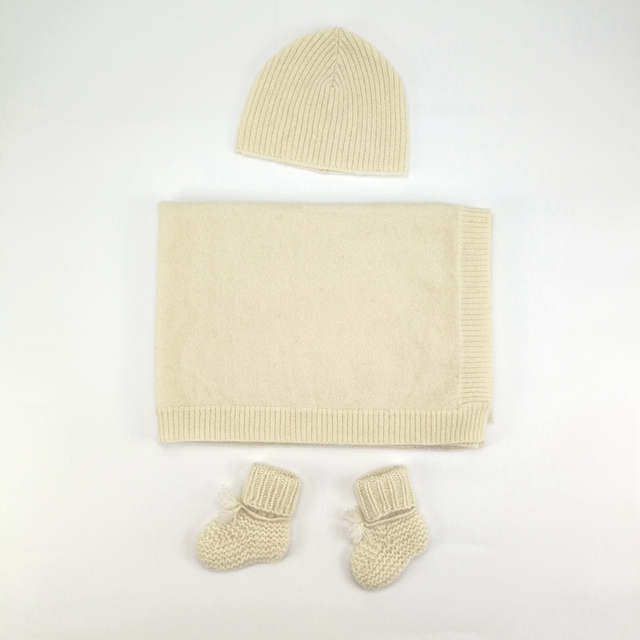 Cashmere New Born Baby Set